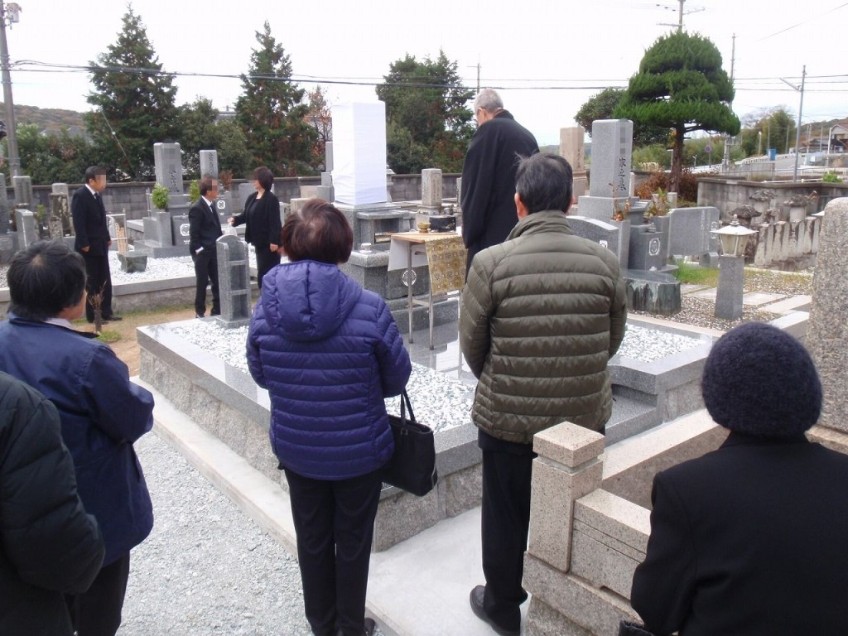 神戸市西区押部谷の高が原墓地にて「現代墓石」のお墓を建立しました