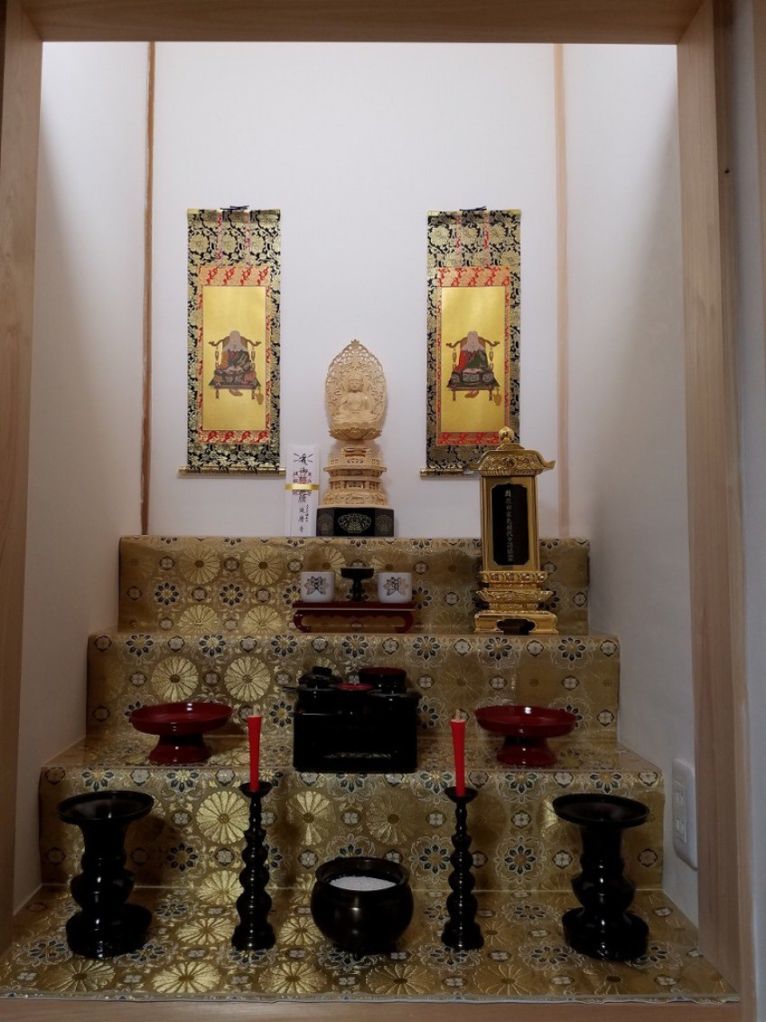 加西市でお仏壇仏具一式をご用意させていただきました